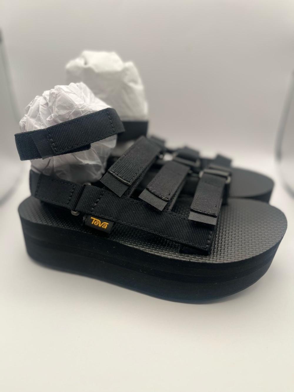 Teva New Women's 6 Flatform Mevia Black Platform Sport Strappy Sandals - Picture 2 of 8